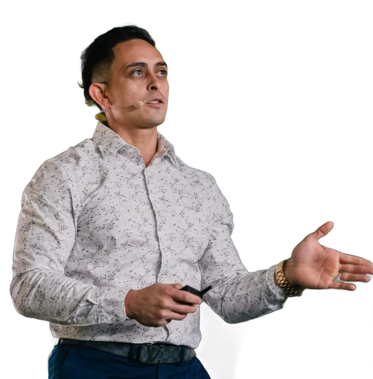 Jonathan Montoya, marketer and ClickFunnels Two Comma Club winner